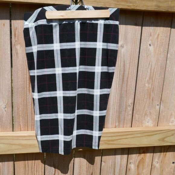 Torrid 00 Pencil Skirt Black White Purple Plaid Faux Corset Bodycon Size 10 M - Picture 3 of 6
